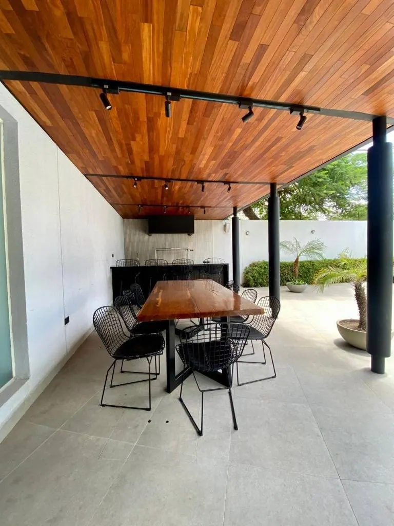 2-bedroom apartment for sale in Equipetrol, with terrace: foto 12 de 13