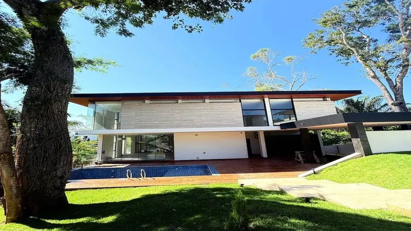 Two brand-new houses for sale in Urubó Golf, 1,172 m² lot: foto 13 de 23