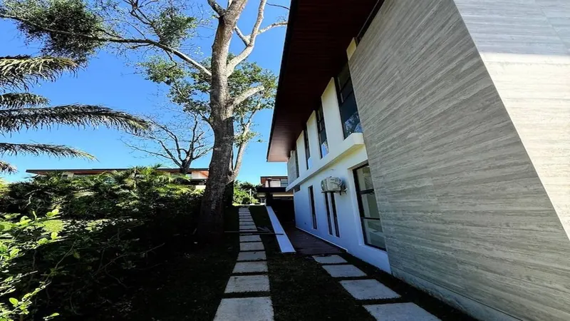 Two brand-new houses for sale in Urubó Golf, 1,172 m² lot: foto 18 de 23