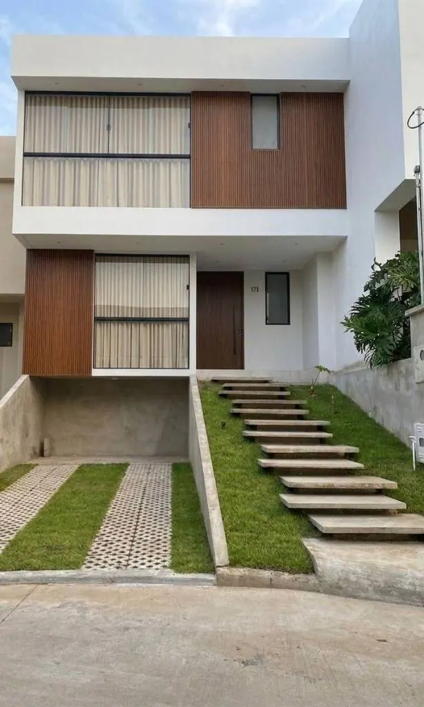 House for sale in the Los Parques III gated community, Urubó: foto 1 de 12