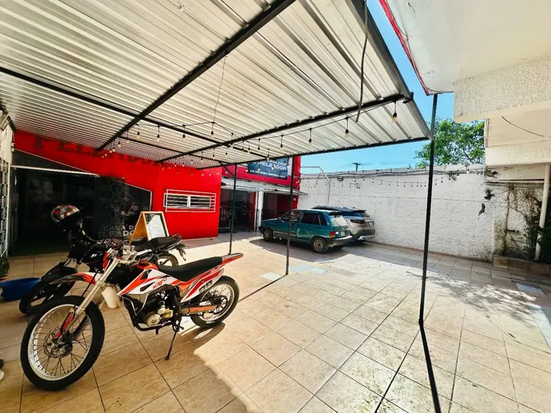 Local comercial de 1.507 m² en venta sobre la Av. Suárez Arana: foto 12 de 14