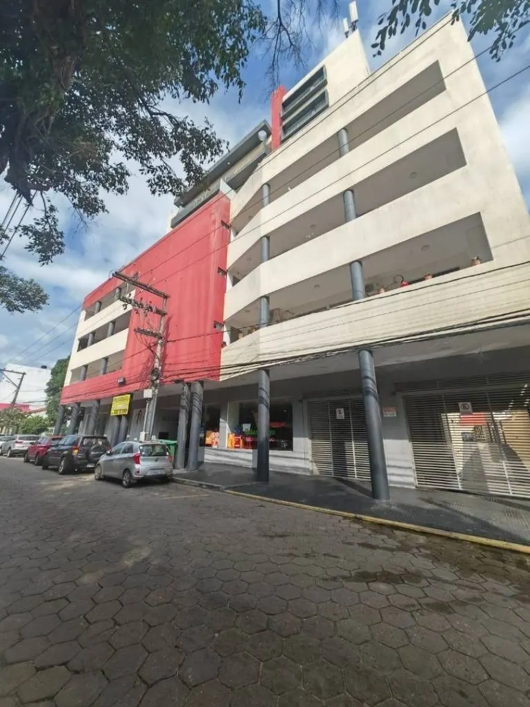 Departamento de 3 dormitorios en venta en el condominio Alejandra