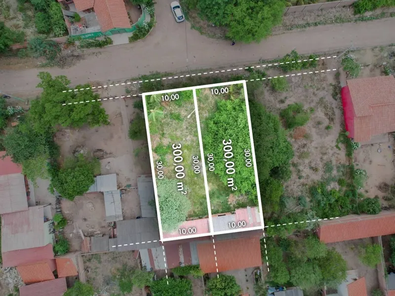 Terreno de 300 m² en venta en la urbanización Tarope, Cotoca: foto 4 de 4