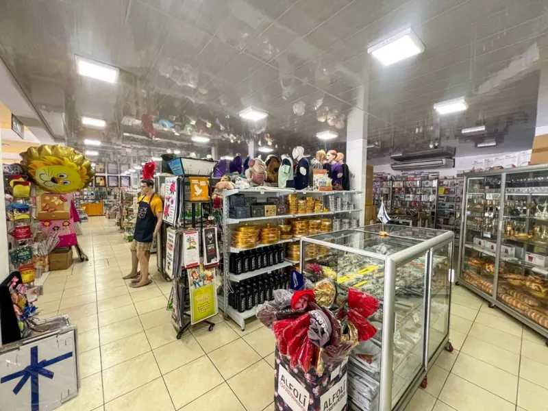 Edificio comercial de 2.005 m² en venta en el Centro: foto 2 de 25