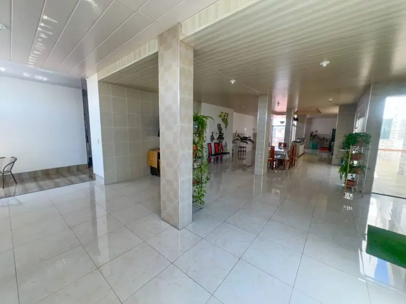 Edificio comercial de 2.005 m² en venta en el Centro: foto 12 de 25