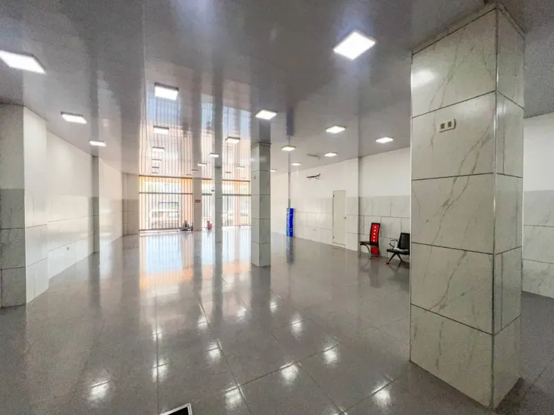 Edificio comercial de 2.005 m² en venta en el Centro: foto 5 de 25