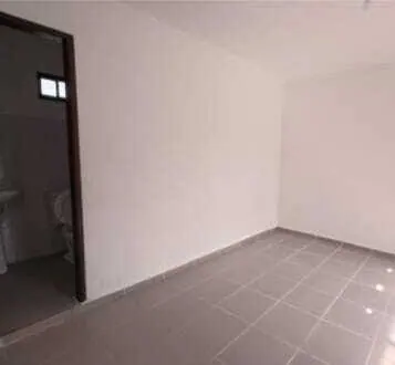 235 m² lot for sale on Av. Banzer, North Zone: foto 4 de 7