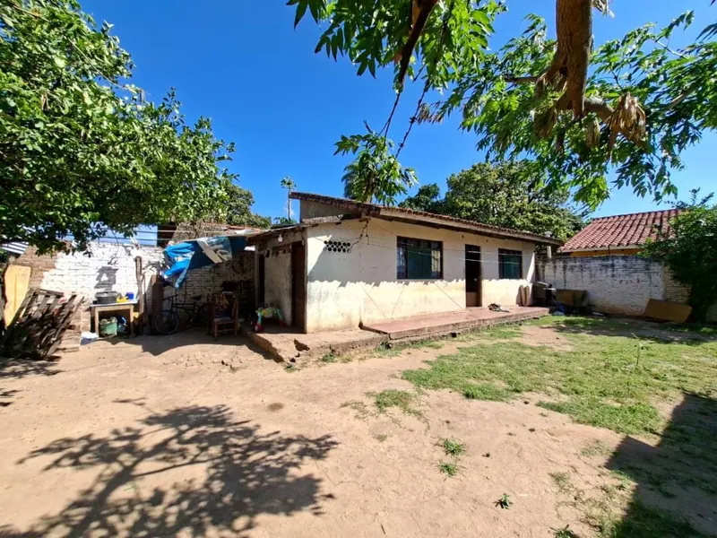 Terreno de 387,77 m² con casa en venta en la Zona Este, 3er anillo: foto 5 de 11