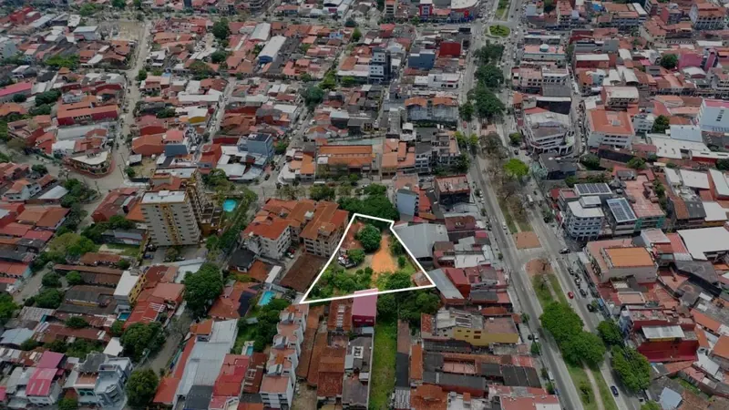 Terreno de 2.035,68 m² en venta a una cuadra del primer anillo: foto 6 de 8