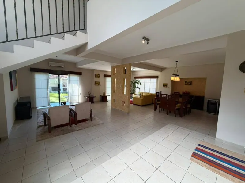 Casa amoblada en alquiler en el condominio Jardines del Urubó: foto 10 de 22
