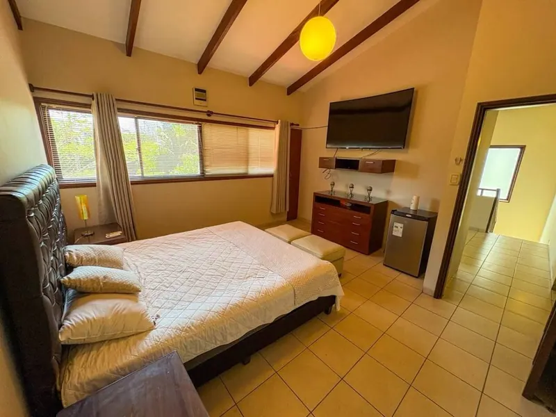 Casa amoblada en alquiler en el condominio Jardines del Urubó: foto 15 de 22