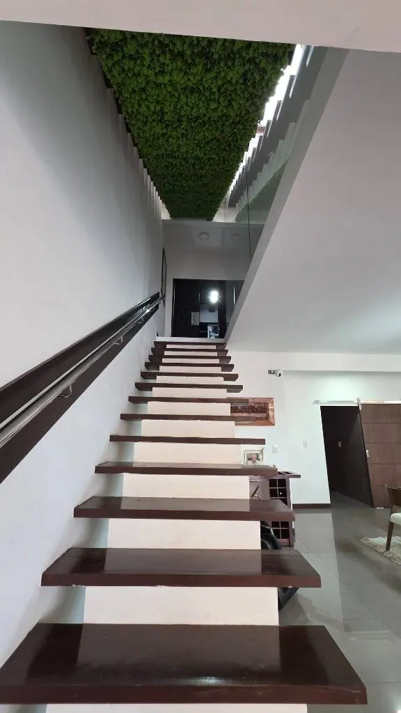 3-bedroom house with pool for sale on Av. La Barranca: foto 6 de 15