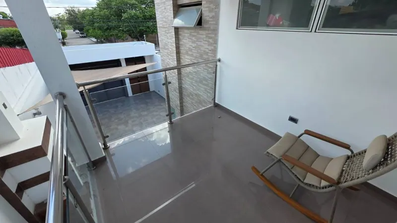 3-bedroom house with pool for sale on Av. La Barranca: foto 11 de 15