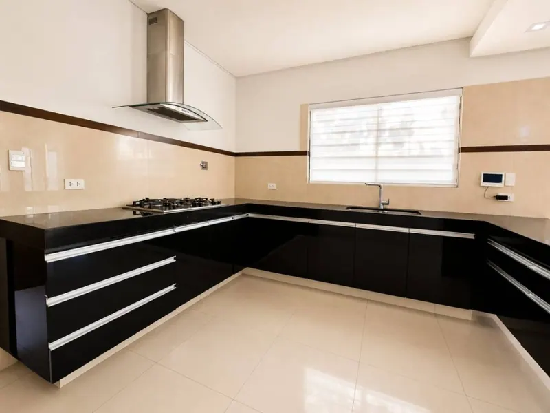 Casa de 3 dormitorios en venta en Villa Bonita, Urubó: foto 5 de 15