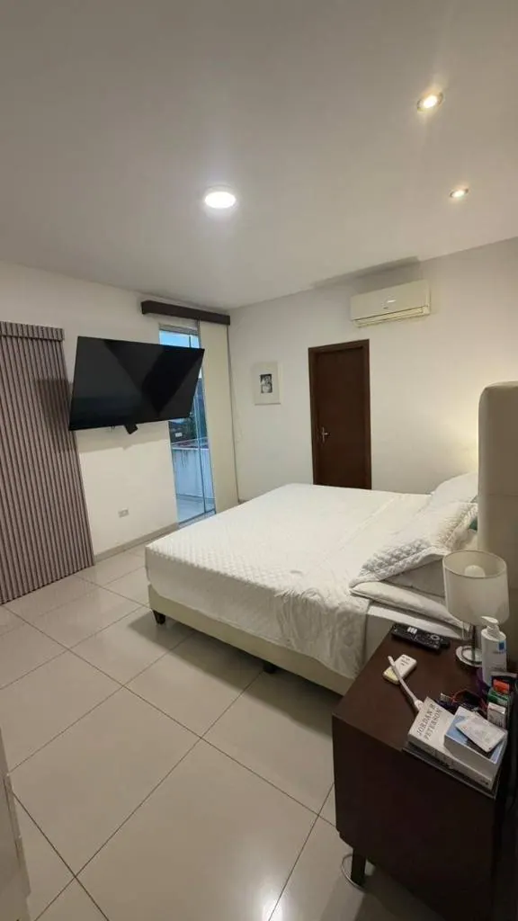 Casa de dos plantas en venta en el barrio Hamacas, Zona Norte: foto 10 de 18