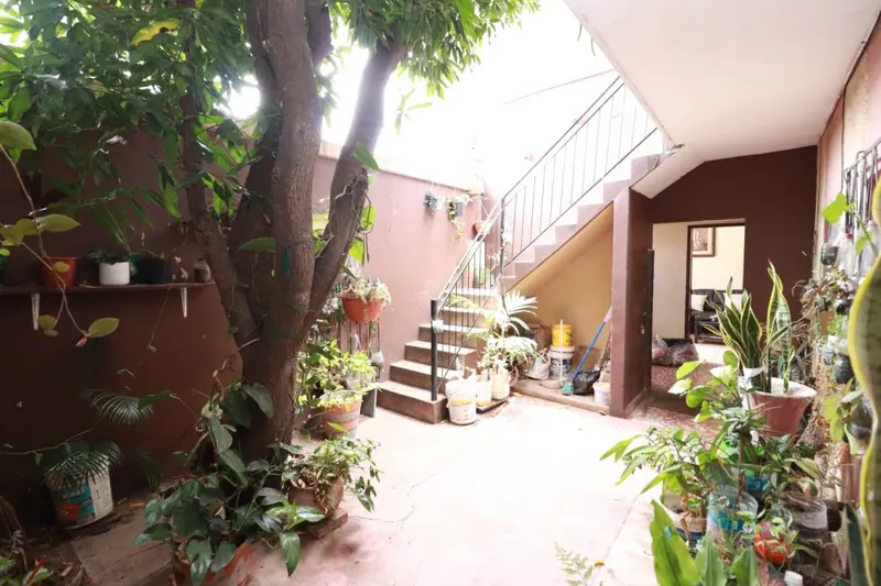 Casa con departamento independiente en venta en Santa Rosita: foto 5 de 14