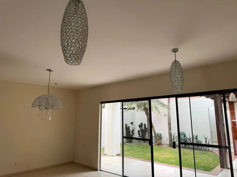 3-bedroom house for sale in the Versalles gated community, North Zone: foto 6 de 11