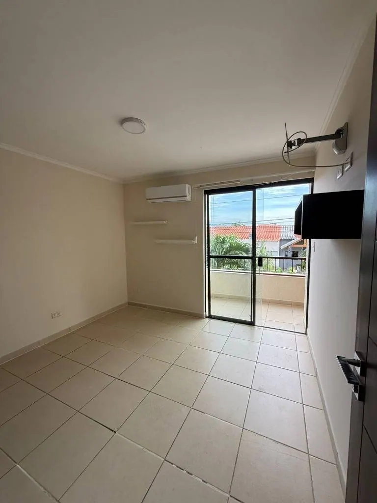 3-bedroom house for sale in the Versalles gated community, North Zone: foto 7 de 11