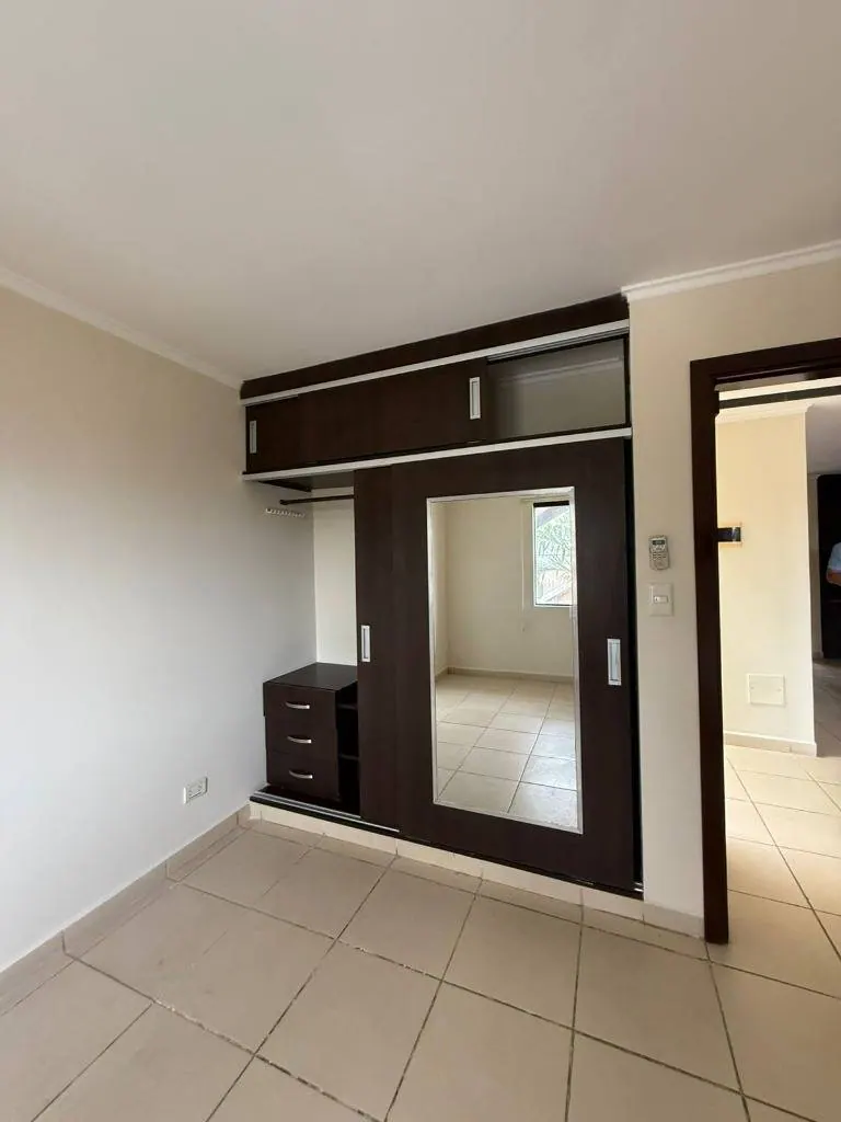 3-bedroom house for sale in the Versalles gated community, North Zone: foto 10 de 11