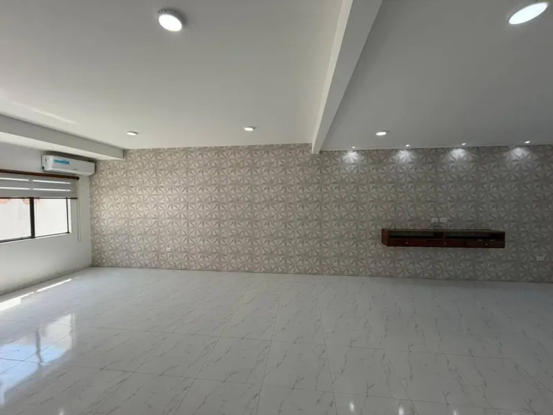Casa de 3 dormitorios en suite en venta en la Zona Norte: foto 9 de 20
