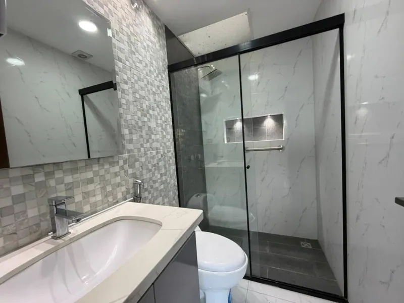 Casa de 3 dormitorios en suite en venta en la Zona Norte: foto 16 de 20