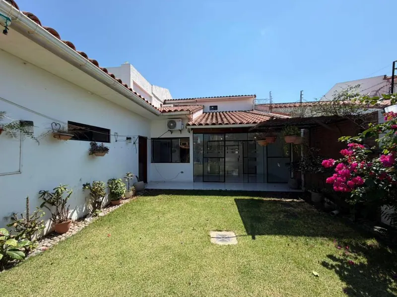 Casa de 3 dormitorios en suite en venta en la Zona Norte: foto 17 de 20