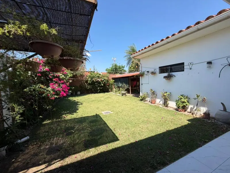 Casa de 3 dormitorios en suite en venta en la Zona Norte: foto 19 de 20