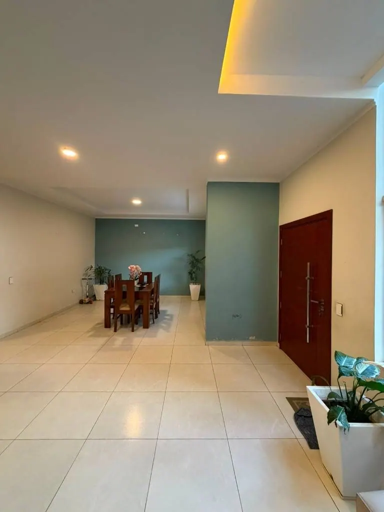 Casa de 4 dormitorios en venta en la Zona Norte, calle Pompeya: foto 4 de 8