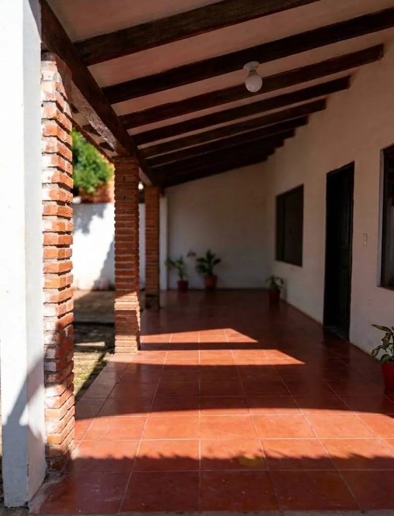 2-bedroom house for sale in the East Zone, 360 m² lot: foto 4 de 8