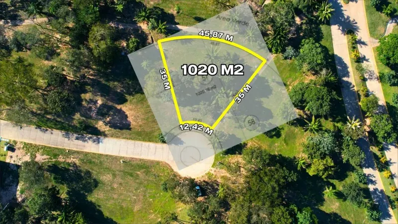 Terreno de 1.020 m² en venta en Urubó Village, Módulo 2: foto 1 de 8