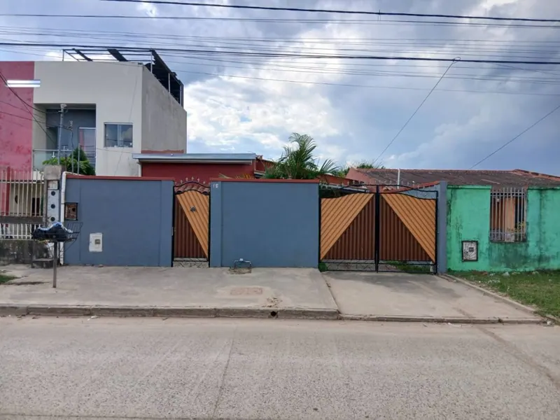 Casa de 3 dormitorios en venta en la Urbanización Misiones del Carmen