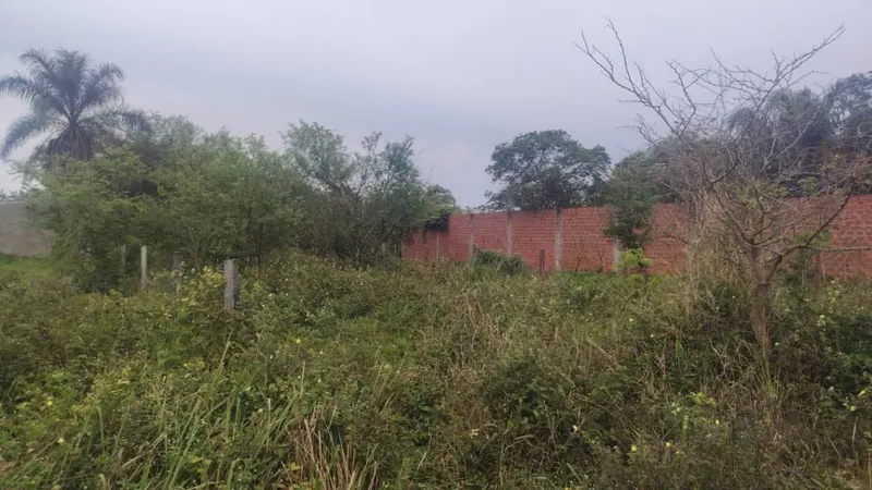 300 m² lot for sale in the Patiti development, Warnes: foto 5 de 7