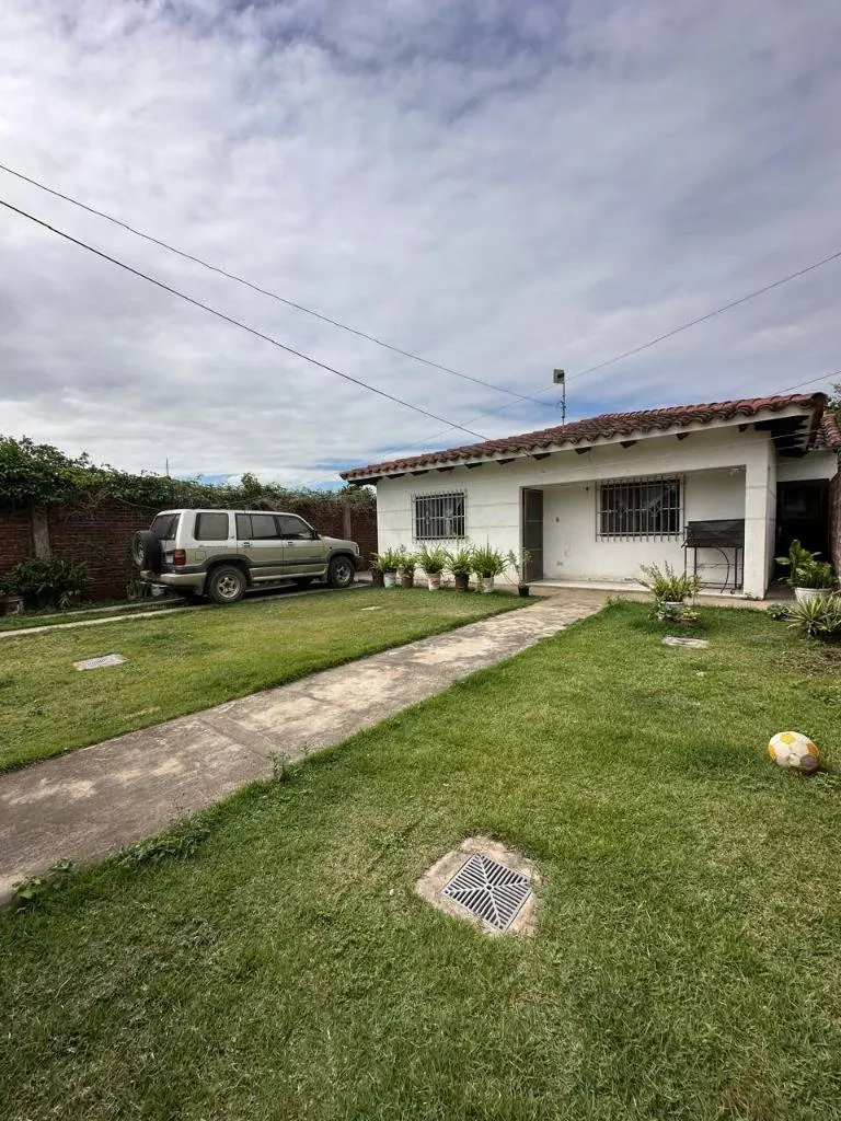 One-story 3-bedroom house for sale in the Rico development: foto 1 de 10