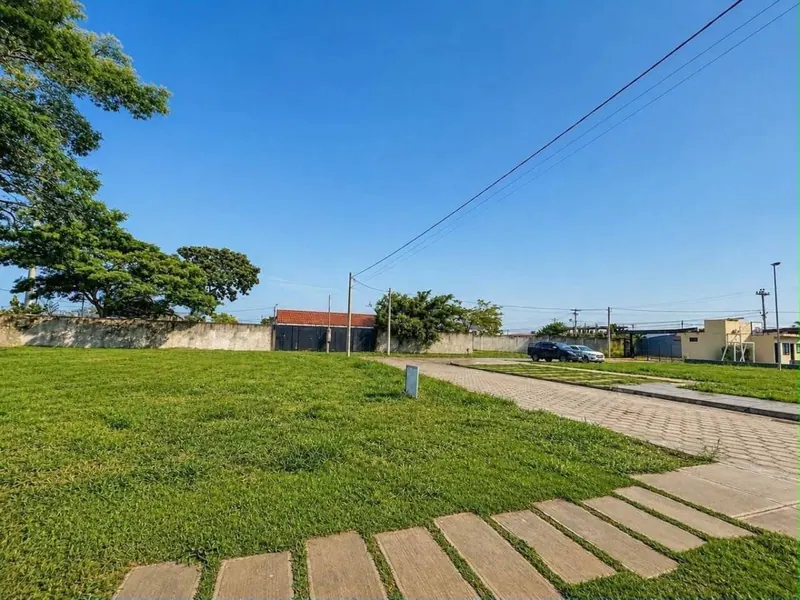 Terreno de 202 m² en venta en el condominio La Joya del Este: foto 3 de 8