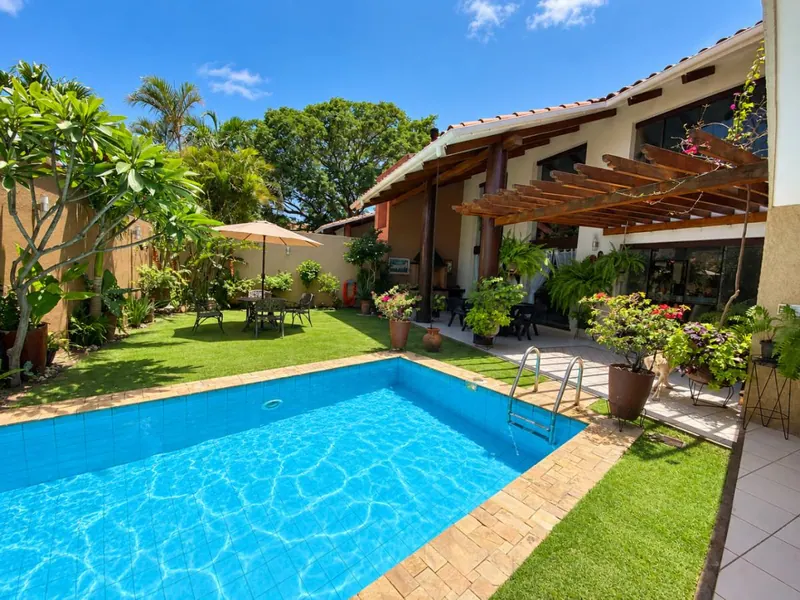 Casa de 3 dormitorios con piscina en venta en el barrio Las Palmas: foto 5 de 12