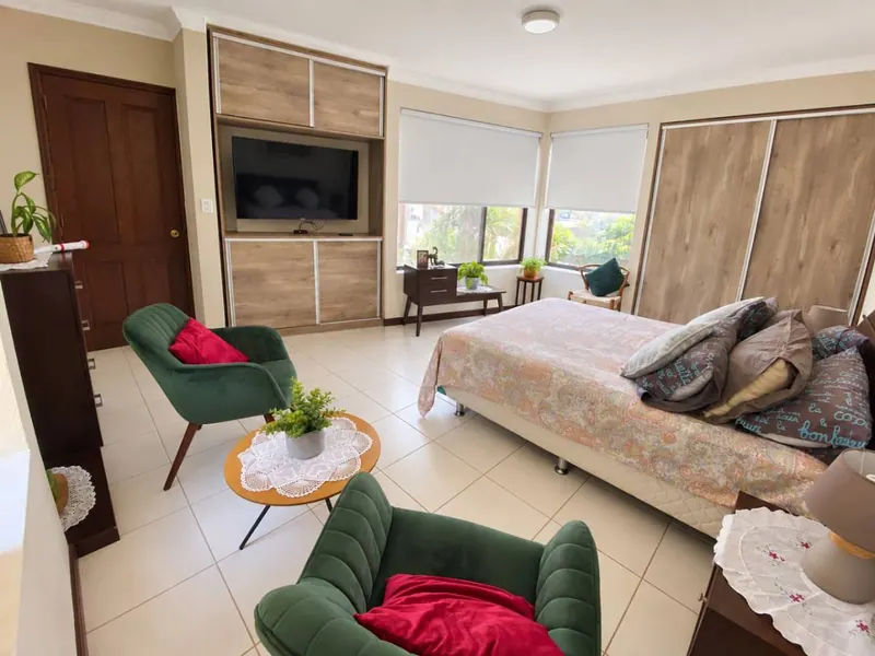 Casa de 3 dormitorios con piscina en venta en el barrio Las Palmas: foto 9 de 12
