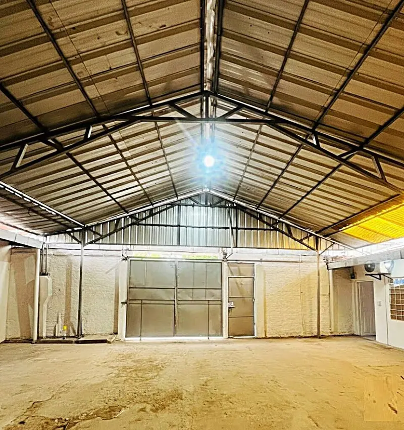 800 m² warehouse for rent on the second ring, West Zone: foto 3 de 7