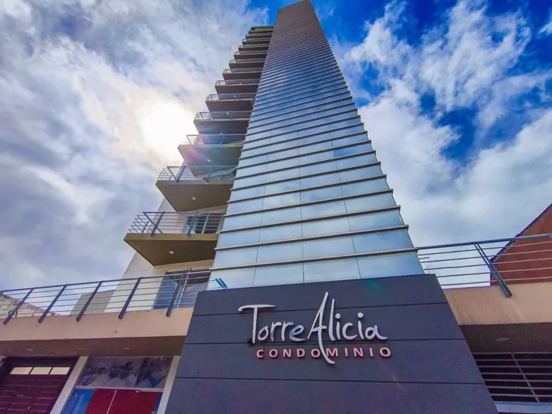 Edificio de 14 pisos en venta sobre el segundo anillo: foto 2 de 35