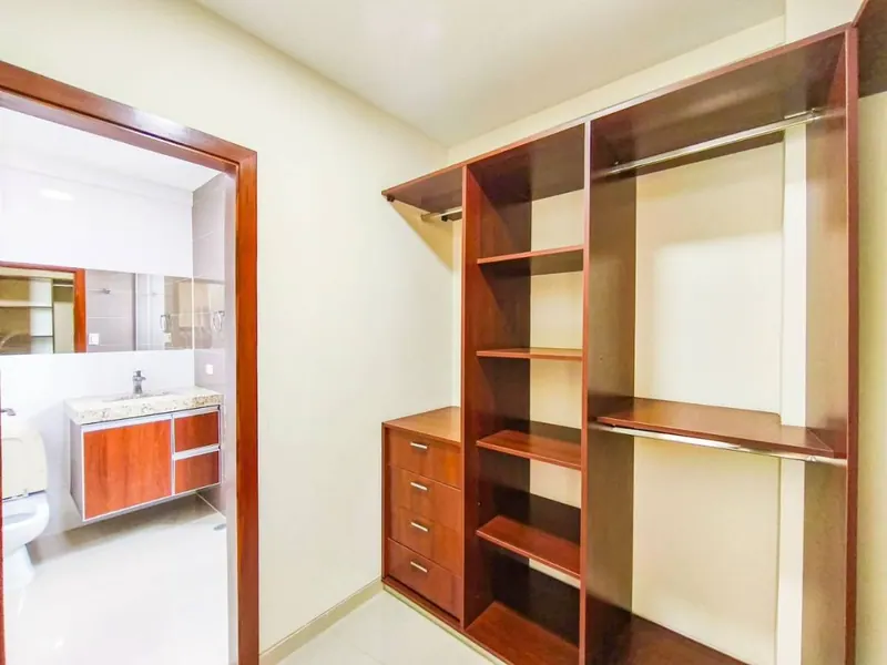 Edificio de 14 pisos en venta sobre el segundo anillo: foto 18 de 35