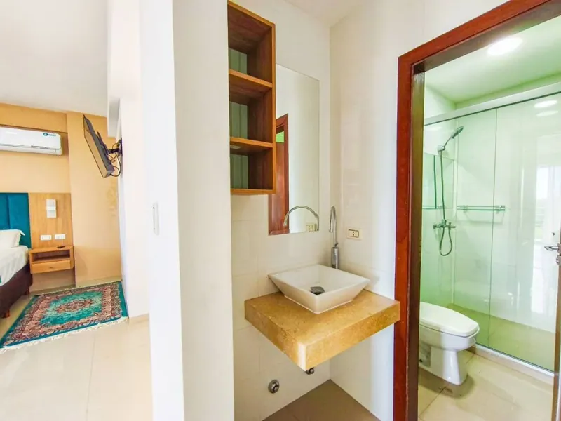 Edificio de 14 pisos en venta sobre el segundo anillo: foto 28 de 35