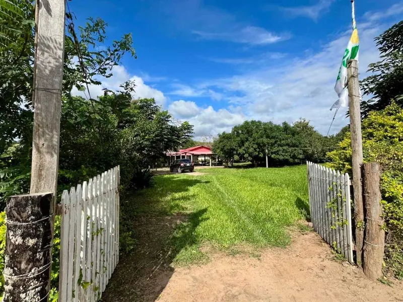 Casa quinta de 2 dormitorios en venta en Pailón, 3.444 m²