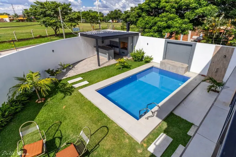 Casa en esquina en venta en la Zona Sur, Av. Santos Dumont: foto 2 de 18