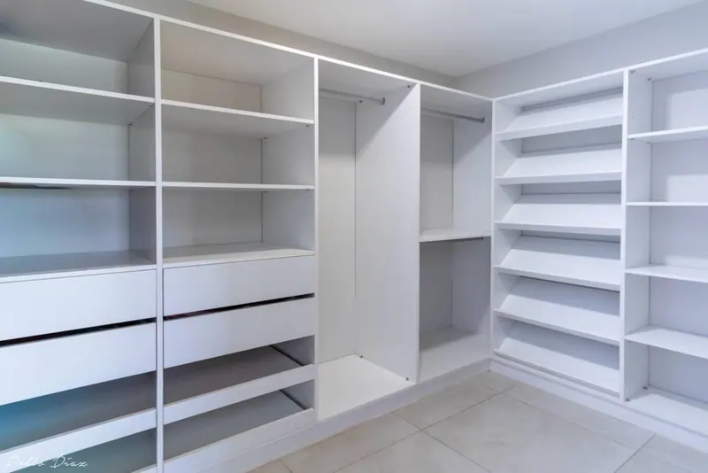 Casa en esquina en venta en la Zona Sur, Av. Santos Dumont: foto 17 de 18