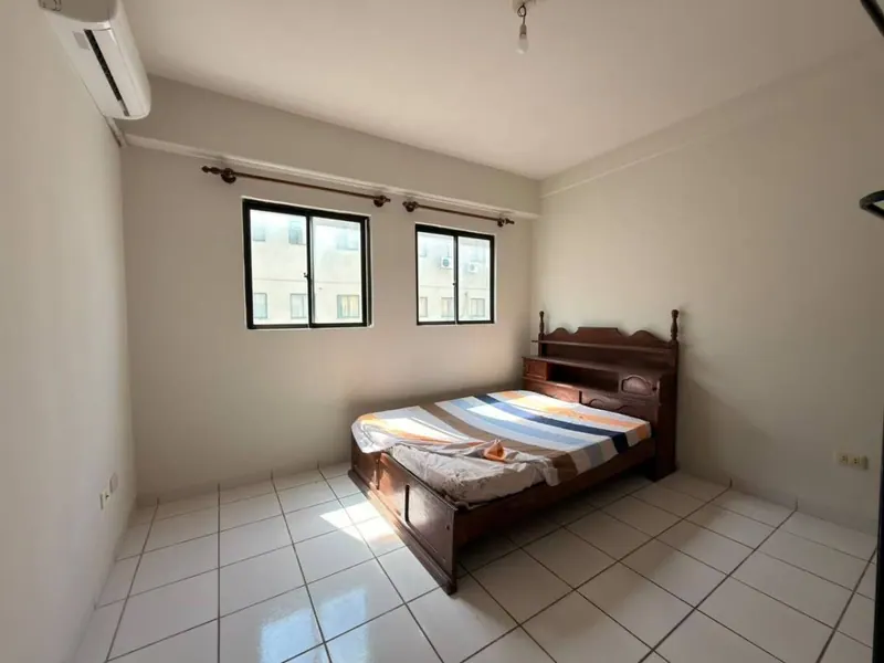 Furnished 2-bedroom apartment for rent in Dos Hermanas: foto 4 de 11