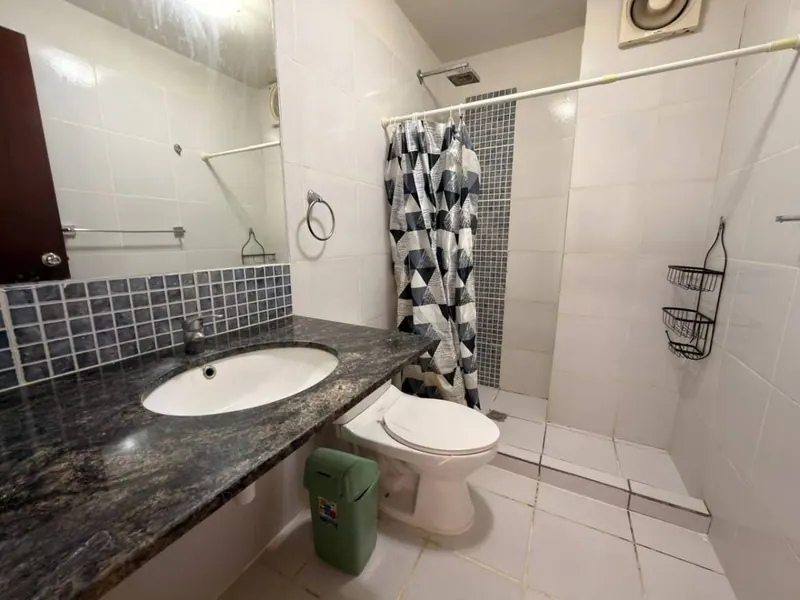 Furnished 2-bedroom apartment for rent in Dos Hermanas: foto 5 de 11