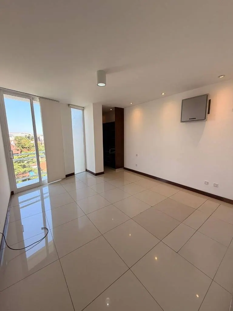 Departamento de 2 dormitorios en alquiler en el condominio Chronos: foto 8 de 10