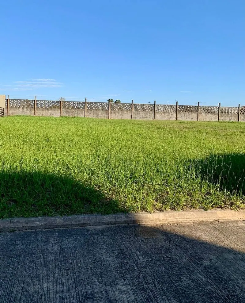 Terreno de 332,72 m² en venta en el condominio Lomas del Urubó Sur: foto 5 de 9