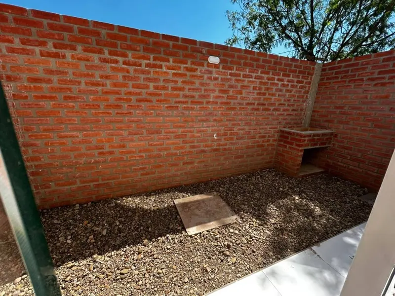 Brand-new duplex house for rent in the El Cedral gated community: foto 2 de 15