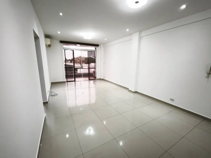 Departamento de 2 dormitorios en venta en el condominio Covarrubias: foto 4 de 19