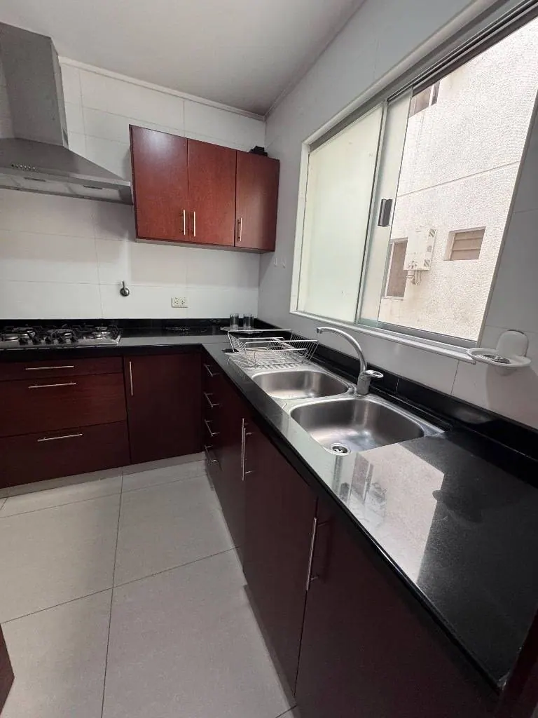 Departamento de 3 dormitorios en venta en Torre del Parque, Equipetrol: foto 4 de 13